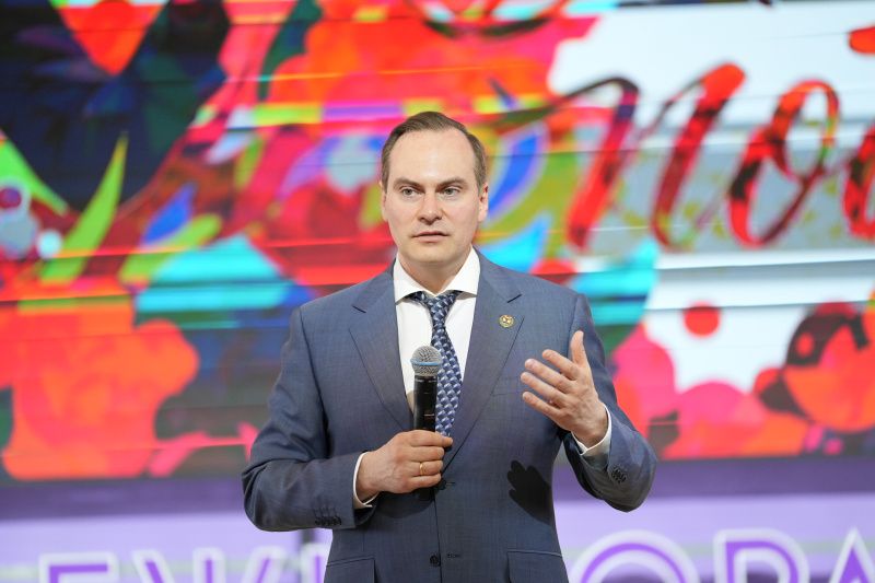 Артём Здунов встретился с победителями грантовых конкурсов Президентского фонда культурных инициатив